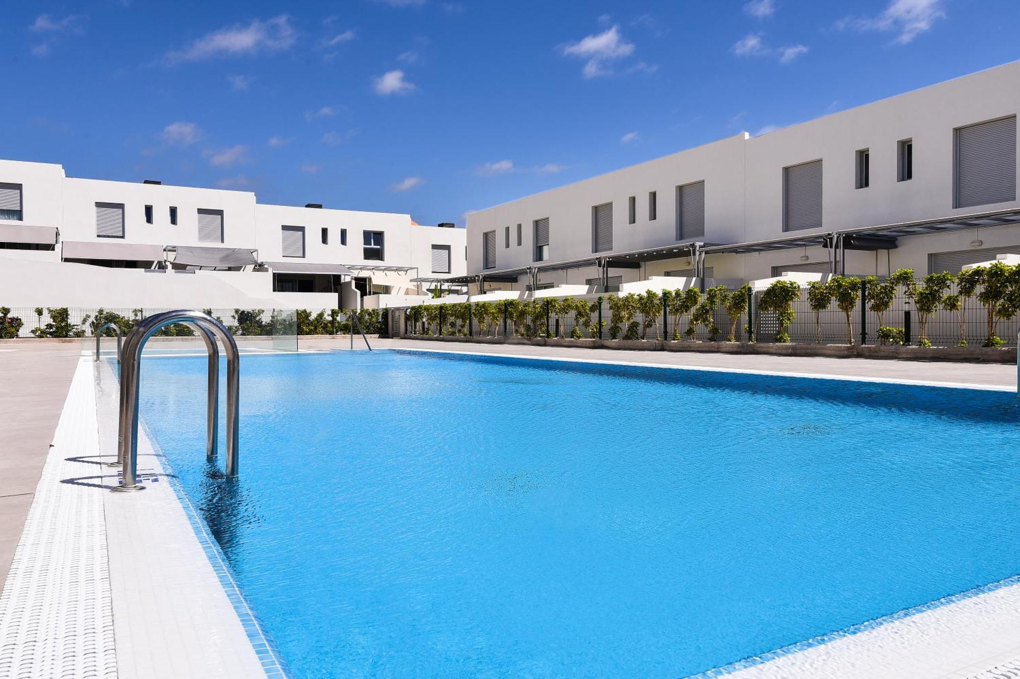 Hébergement de vacances White Medano Apartment. New With Fast Wifi El Médano